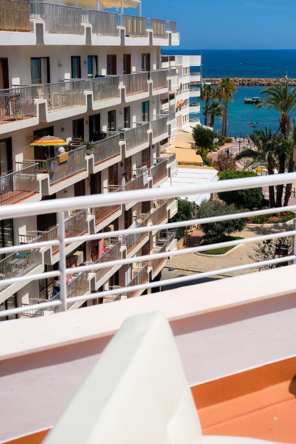 Sal Mar Suites Santa Eularia des Riu Bagian luar foto