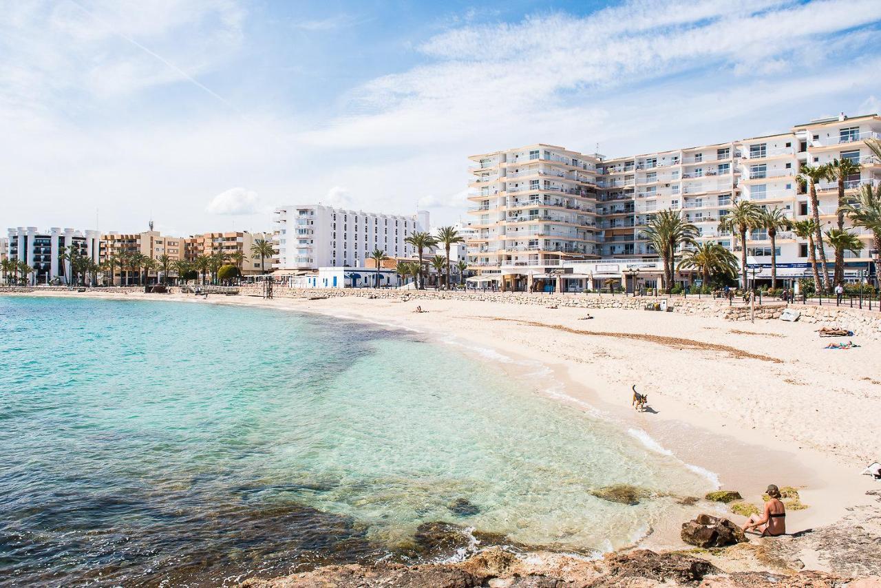 Sal Mar Suites Santa Eularia des Riu Bagian luar foto