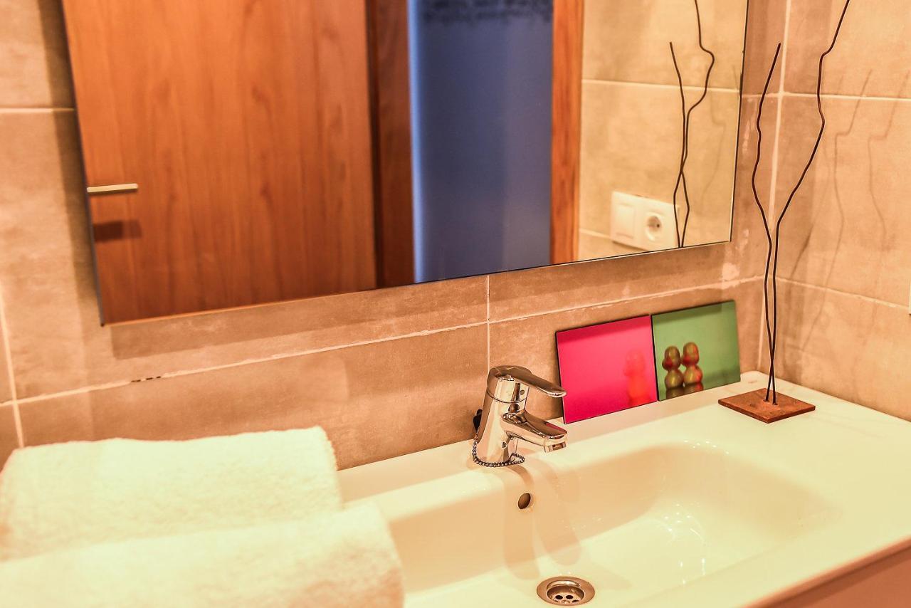 Sal Mar Suites Santa Eularia des Riu Bagian luar foto