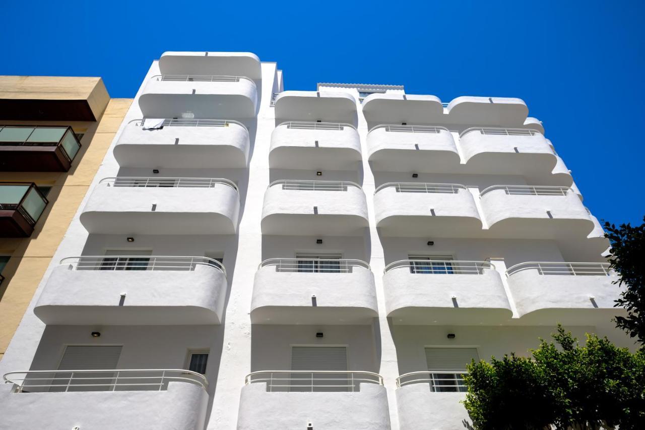 Sal Mar Suites Santa Eularia des Riu Bagian luar foto