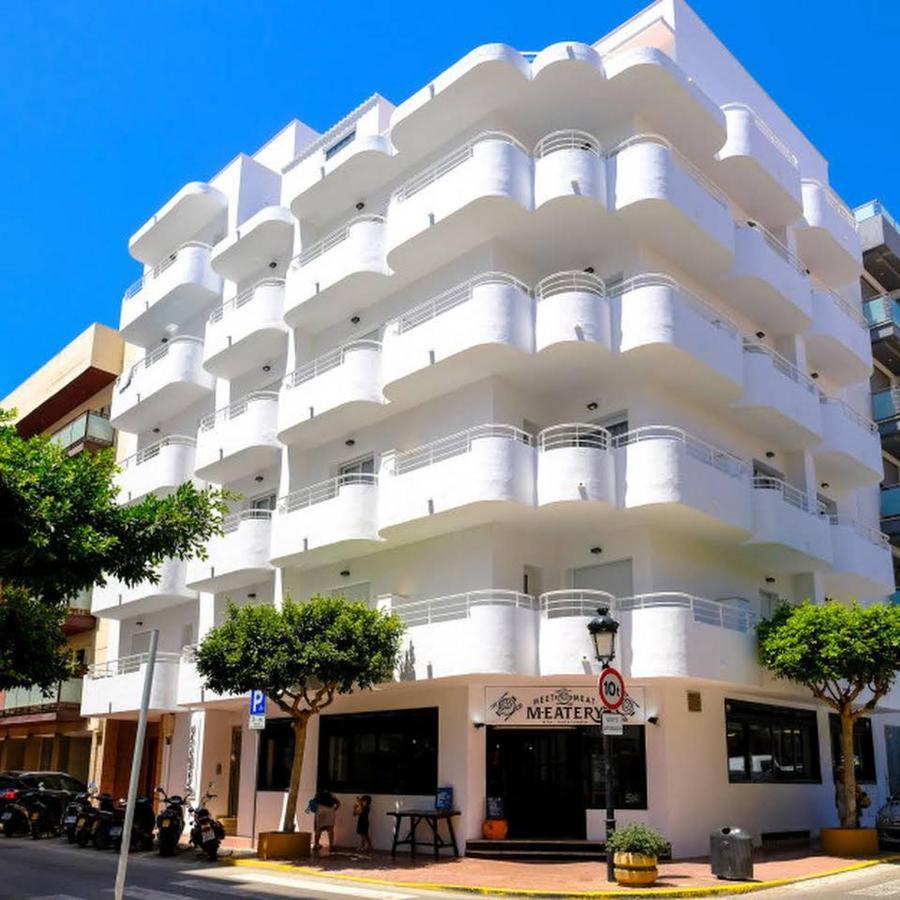 Sal Mar Suites Santa Eularia des Riu Bagian luar foto